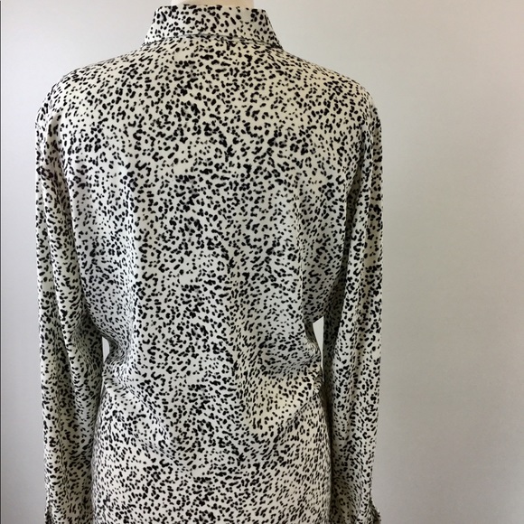 Liz Claiborne Designer animal Print blouse (B-61) - Picture 3 of 4
